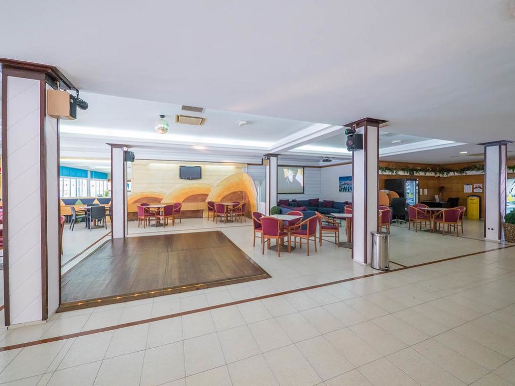 Hotel Golden Sand