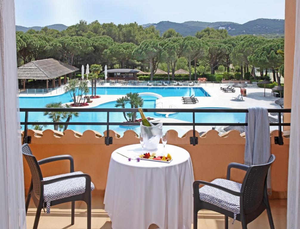 La Costa Hotel Golf & Beach Resort