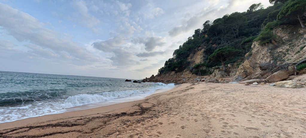 Cala del Senyor Ramon en Sant Feliu de Guíxols - 2025 - Visita Costa Brava