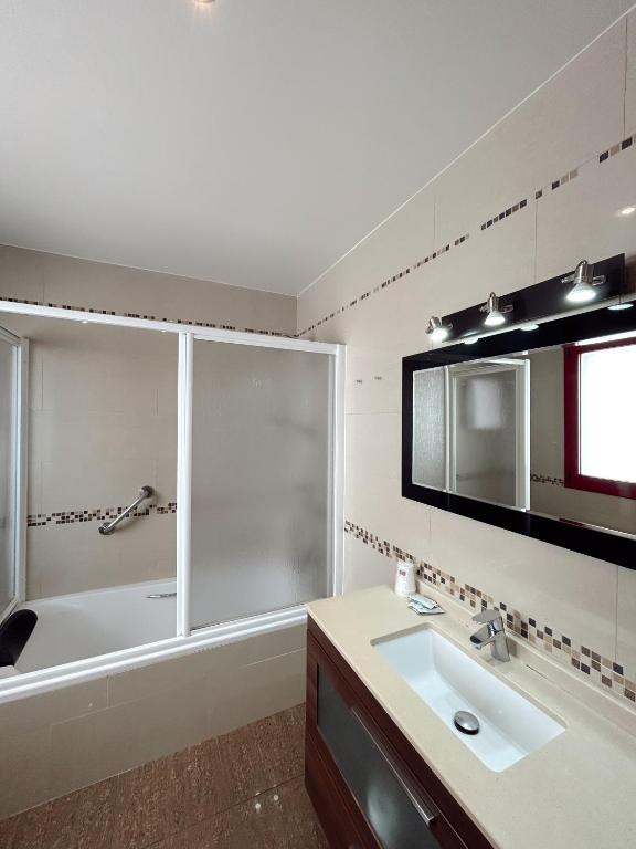 Hostal La Tina