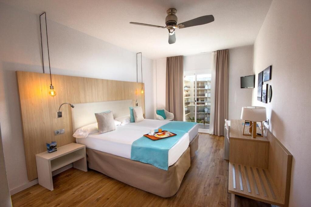 Hotel Monterrey Roses