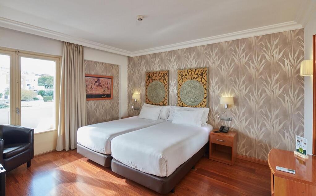 Sercotel Hotel President