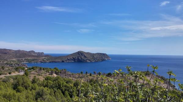 Route by car through Natural Park of Cap de Creus Roses