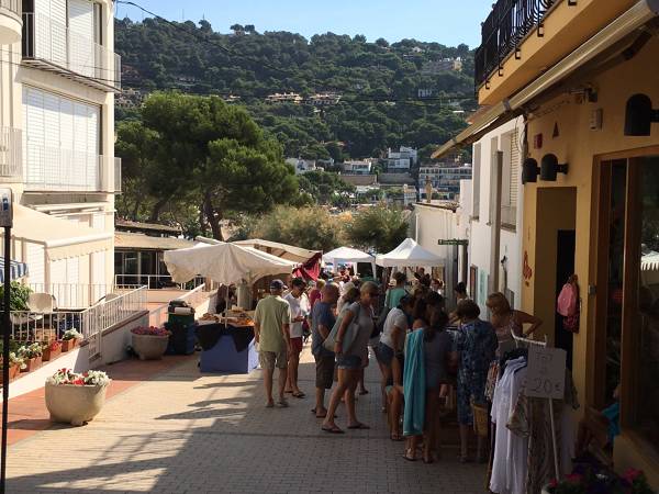 Crazy Market Llafranc