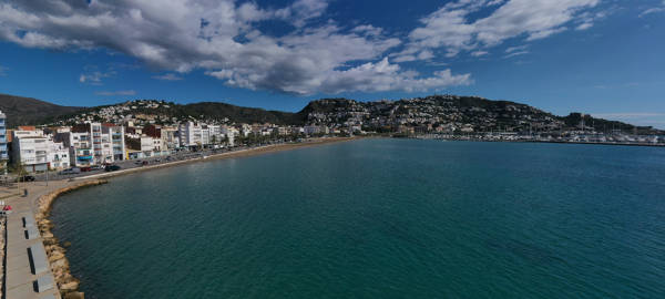 Platja de la Punta / la Perola Roses