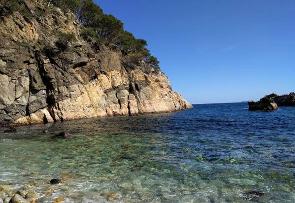 El Cau / Cala de Gens cove Tamariu