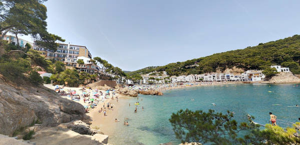 Playa dels Liris Tamariu