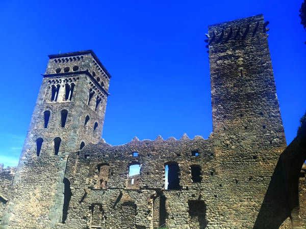 a7849-monestir-sant-pere-de-rodes--5-.jpeg