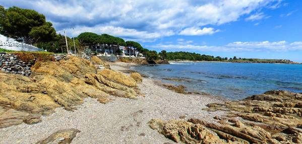 Platja del Cros beach Llançà