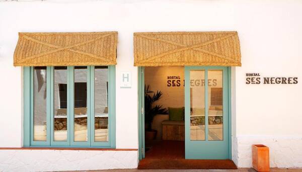 Hostal Ses Negres Begur