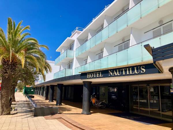 Hotel Nautilus Roses