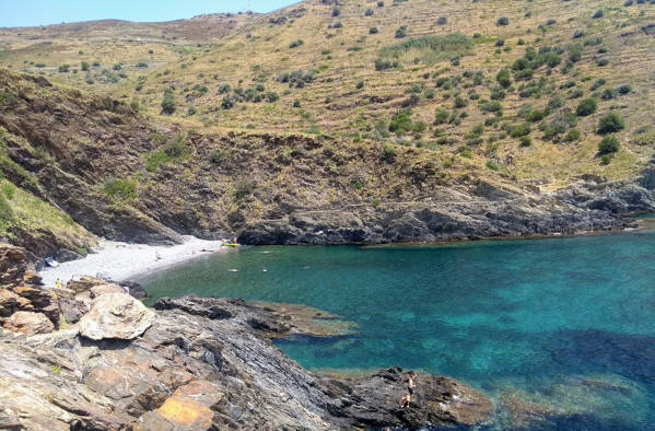 Les Tres Platgetes Portbou