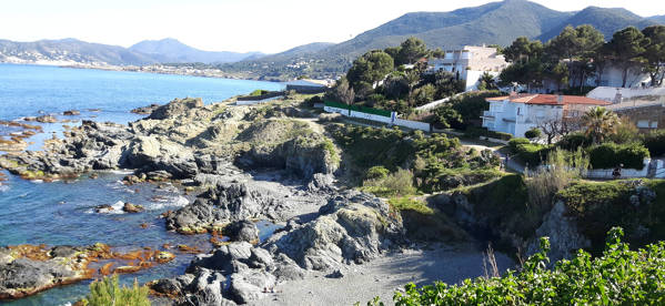 Les Carboneres beach Llançà