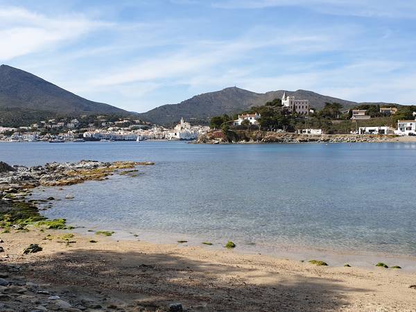 Platja del Ros beach Cadaqués