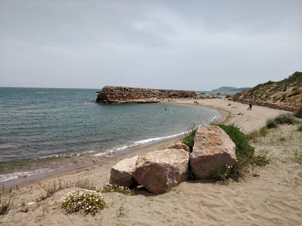 Moll Grec beach L'Escala