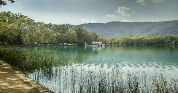 Tour Banyoles, Besalú i Zona Volcànica Girona