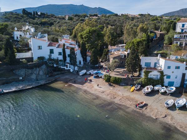 Ferrie: Cap de Creus, Portlligat and Cadaqués