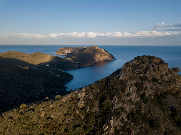 Tour en vaixell: Cap Norfeu & Badia de Jòncols