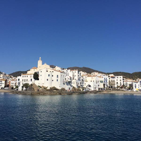 Ferrie from Roses to Cadaqués