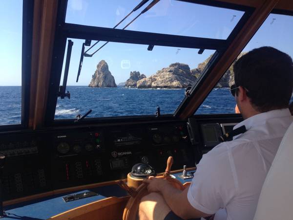 Boat tour: from Roses to Medes Islands & L'Estartit